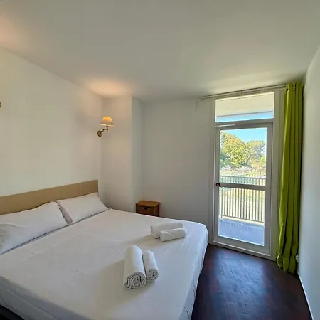 Aparteasy - 2bed With Terrace Next To The In Lloret Lloret de Mar