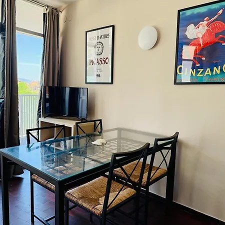 Aparteasy - 2bed With Terrace Next To The In Lloret Lloret de Mar